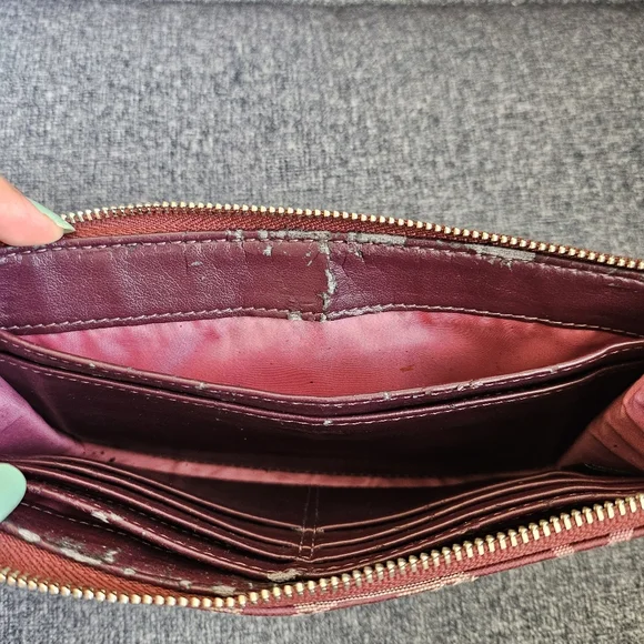 Coach Penelope Optic Signature Turnlock Wallet Wraitlet F45621 - Picture 3 of 4